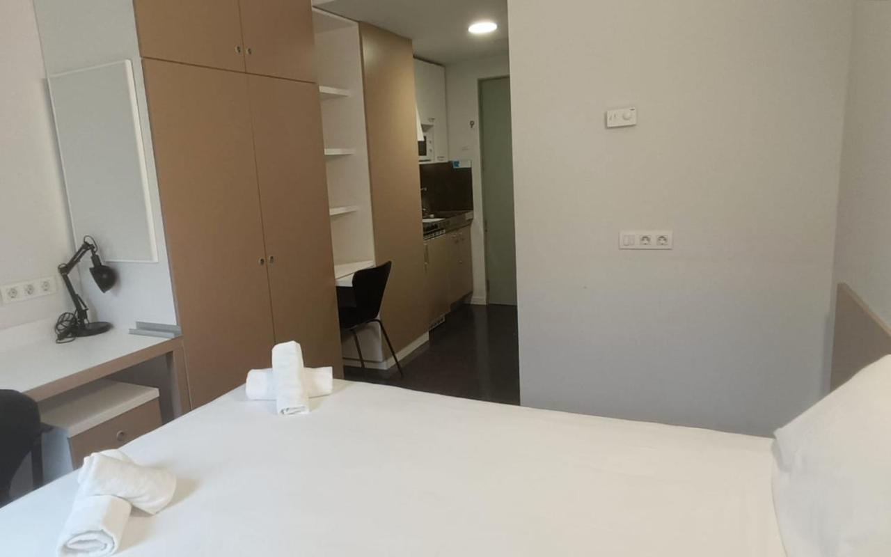 Residencia Universitaria Resa Roberto De Nobili Sant Cugat del Vallès Εξωτερικό φωτογραφία